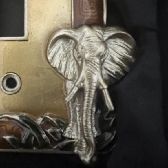 New In Box Enamel Switch Plate - Picture 5 of 7